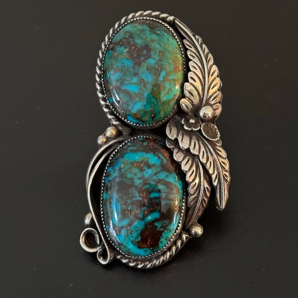 Turquoise statement ring - Picture 3 of 3
